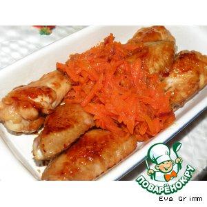 Рецепт: Сладкие крылья с сахарной морковью