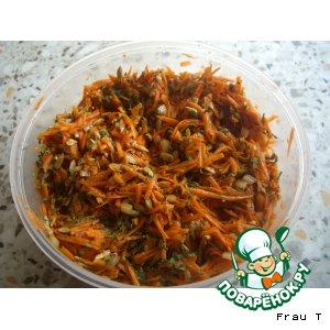 Рецепт: Морковный салат с семечками
