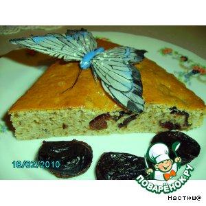 Ореховый пирог с черносливом