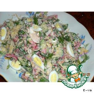 Рецепт: Салат с бужениной и перепелиными яйцами