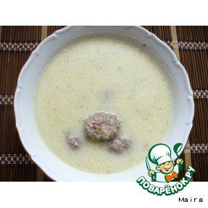 Рецепт: Суп-пюре из цветной капусты с фрикадельками