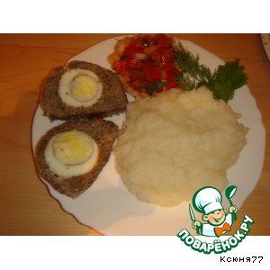 Рецепт: Мясной рулет с мятой и яйцами
