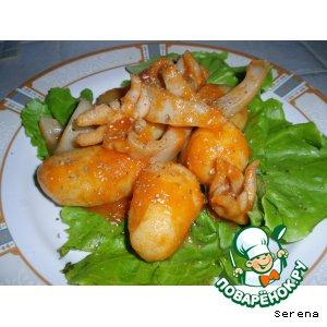 Рецепт: Каракатицы с молодой картошкой