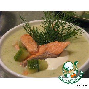 Рецепт: Крем-суп из кабачков с форелью
