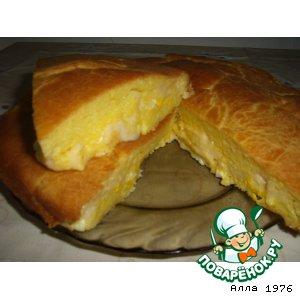 Рецепт: Пирог с сыром, луком и яйцом