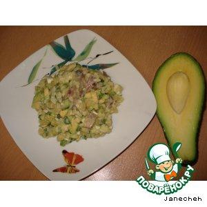 Рецепт: Салат с сельдью и авокадо
