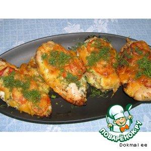 Рецепт: Куриное филе,  запеченное с сыром и помидорами