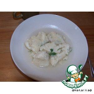 "Грисклесхен суппе" - суп с манными клецками
