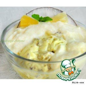 Рецепт: Сливочно-кокосовое суфле с ледяным ананасовым соусом