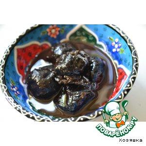 Рецепт: Варенье из зеленых грецких орехов с кожурой