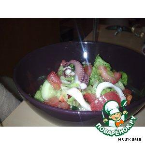 Рецепт: Салат из морепродуктов "Канарские острова"