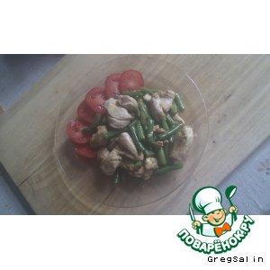 Рецепт: Куриная грудка с зеленой фасолью