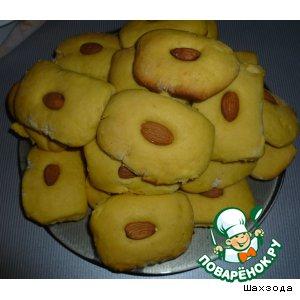 Рецепт: Печенье на желтках с миндалем