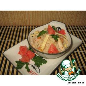 Рецепт: Рисовая вермишель с куриным филе и креветками