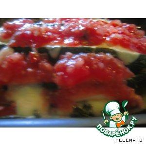 Рецепт: "Гармонь" из   цуккини,  начиненного сыром, зеленью и помидорами