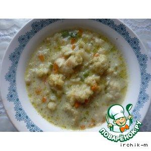 Рецепт: Суп из цветной капусты с белым соусом