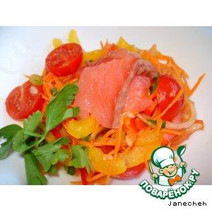 Рецепт: Салат из овощей с лососем