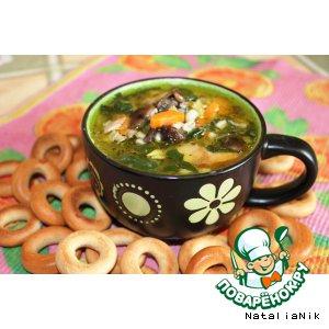 Рецепт: Густой суп с сельдереем, шпинатом и грибами