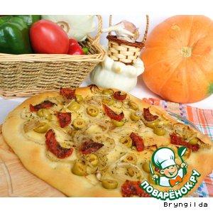 Рецепт: Фокачча с оливками и вялеными помидорами