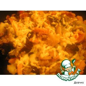Рецепт: Картофель с овощами, ветчиной и сыром