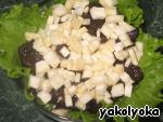 Салат с курицей, черносливом и корнем сельдерея ингредиенты