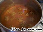 Суп с мясными шариками, диким рисом и сальсой ингредиенты