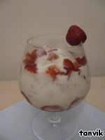 Медовый йогурт с клубникой ингредиенты